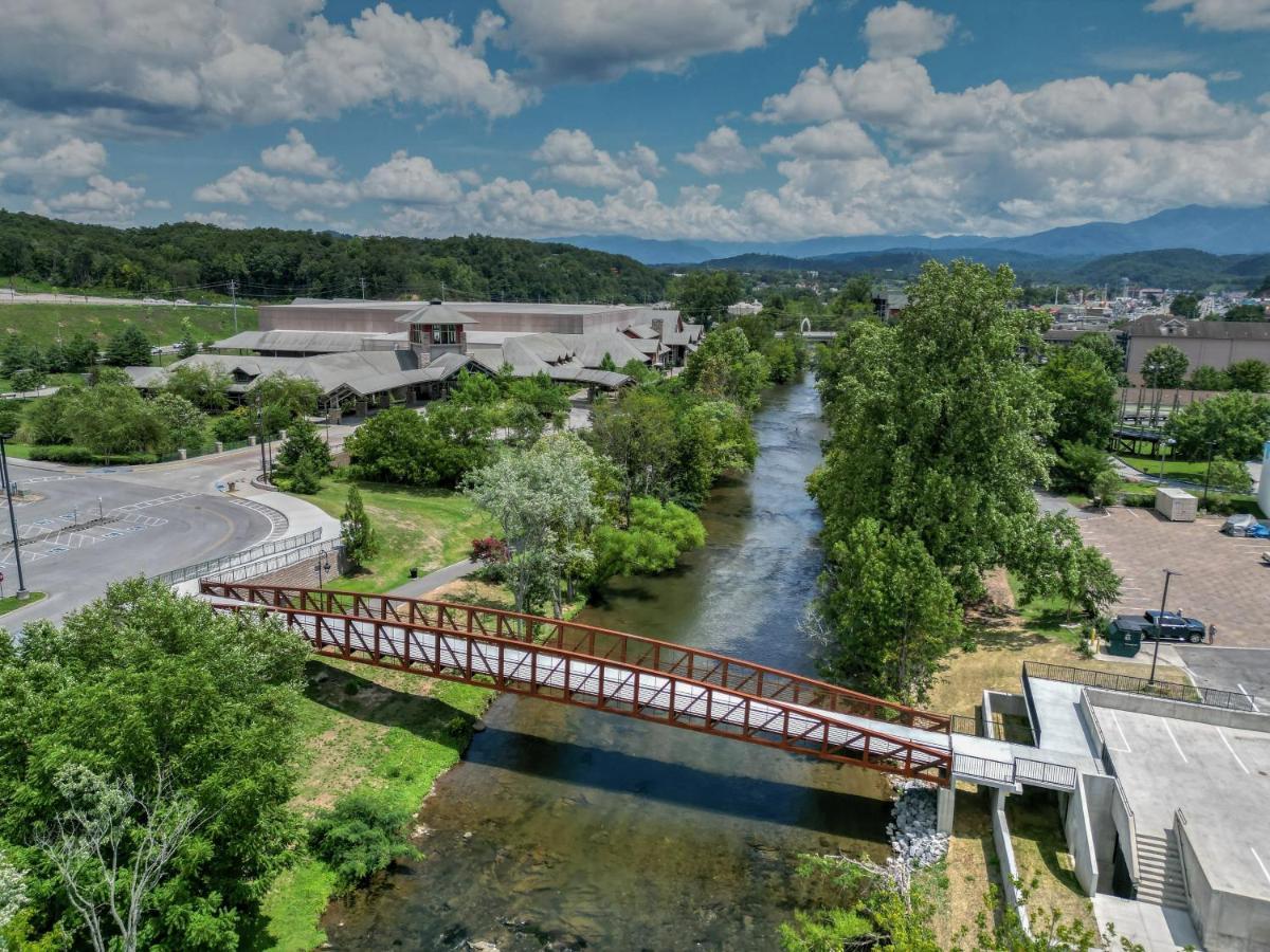 Holiday Inn & Suites Pigeon Forge Convention Center, An Ihg Hotel מראה חיצוני תמונה