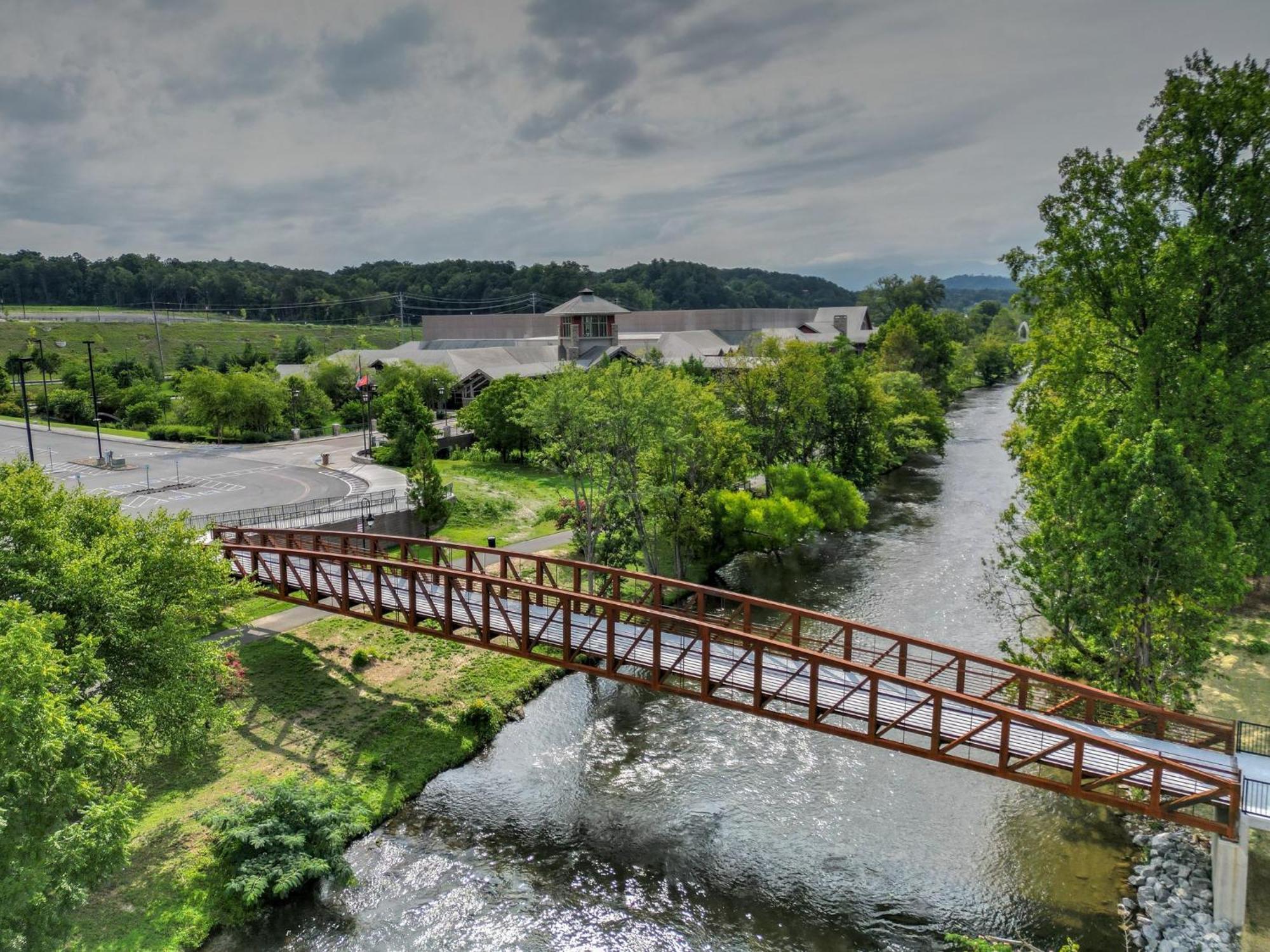 Holiday Inn & Suites Pigeon Forge Convention Center, An Ihg Hotel מראה חיצוני תמונה